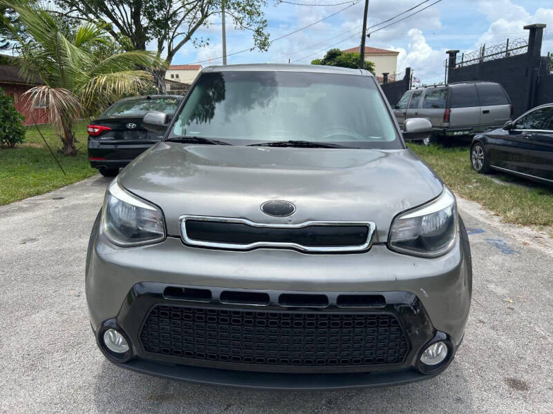 2016 Kia Soul +