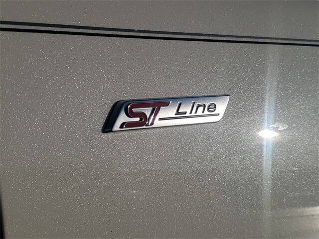 2024 Ford Escape Hybrid ST-Line Select