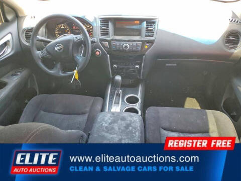 2016 Nissan Pathfinder S