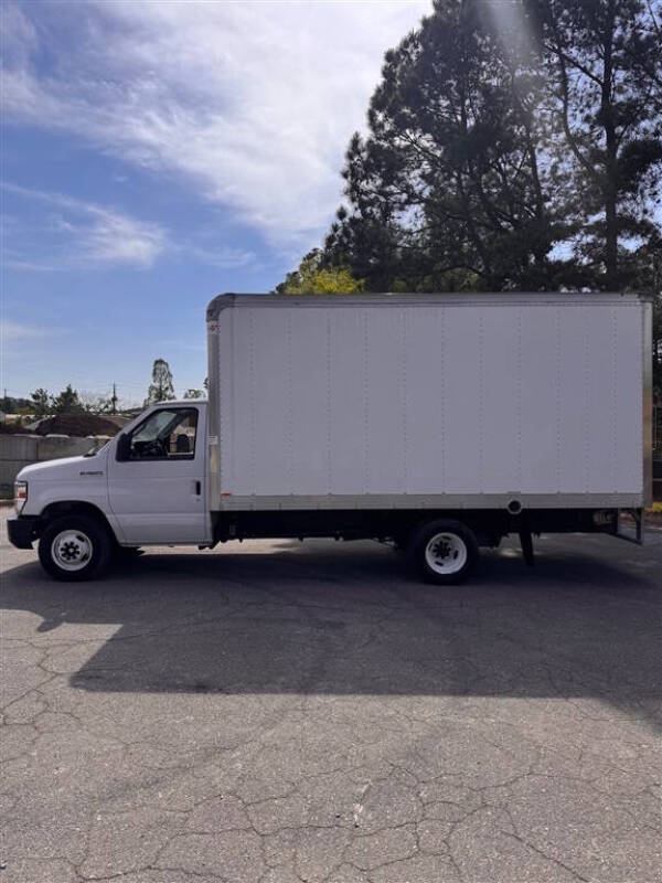 2019 Ford E-Series