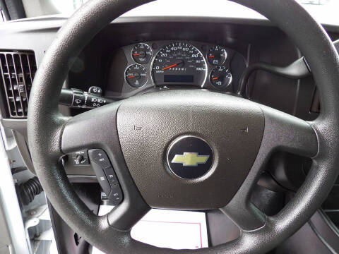 2022 Chevrolet Express 2500