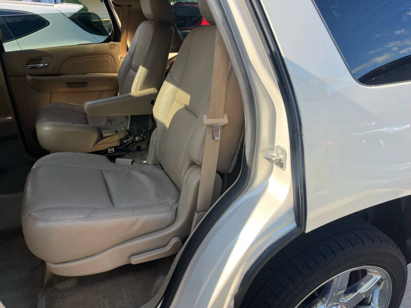 2012 Cadillac Escalade Luxury