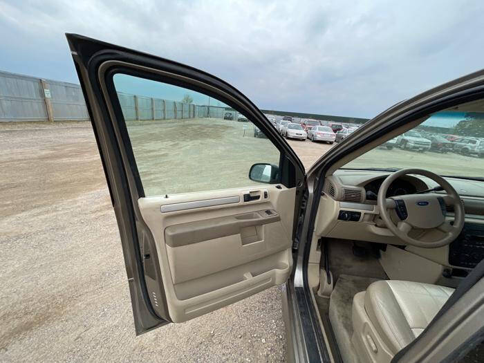2006 Ford Freestar SE