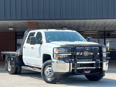 2016 Chevrolet Silverado 3500HD CC for sale at Jeff England Motor Company in Cleburne TX