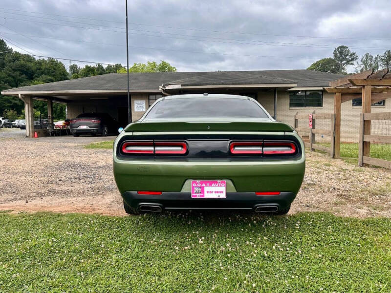 2018 Dodge Challenger SXT