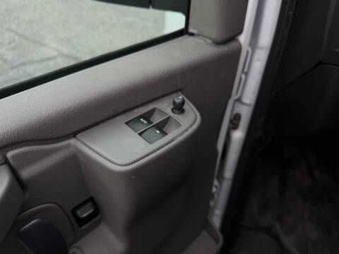 2020 Chevrolet Express 2500