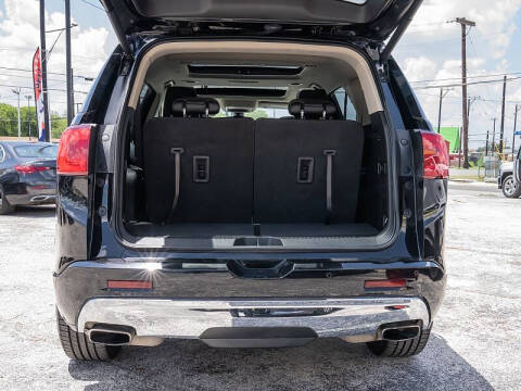 2019 GMC Acadia Denali