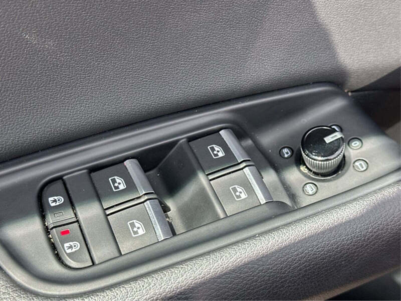 2021 Audi Q8 quattro Premium 55 TFSI