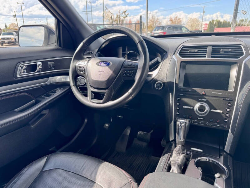 2019 Ford Explorer Sport