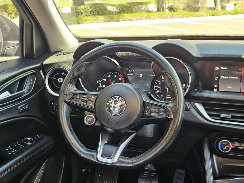 2021 Alfa Romeo Stelvio Sprint