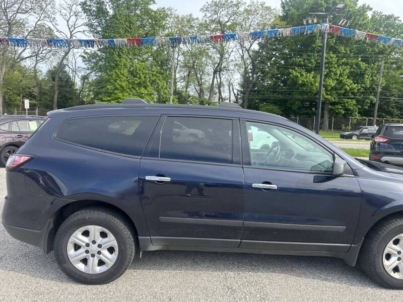 2017 Chevrolet Traverse LS