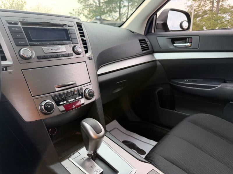 2012 Subaru Outback 2.5i Premium