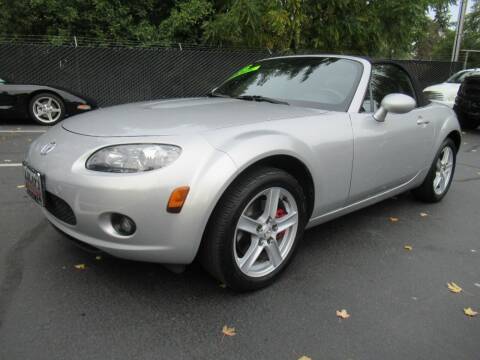 2006 Mazda MX-5 Miata for sale at LULAY'S CAR CONNECTION in Salem OR