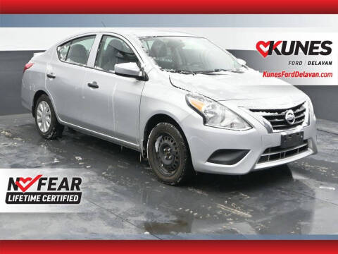 2019 Nissan Versa S Plus