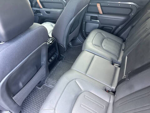 2024 Land Rover Defender 110 P400 X