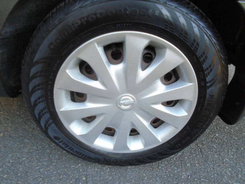 2018 Nissan Versa S Plus