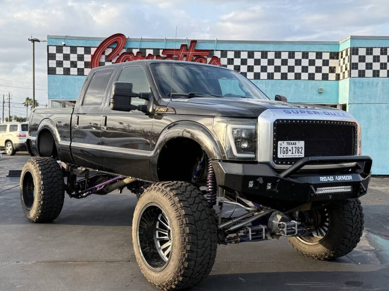 2013 Ford F-250 Super Duty Lariat's photo