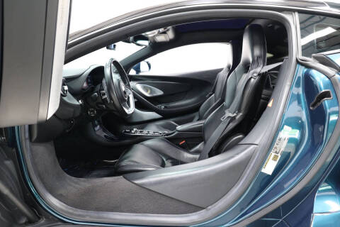 2021 McLaren GT