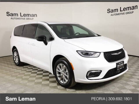 2025 Chrysler Pacifica for sale at Sam Leman Chrysler Jeep Dodge of Peoria in Peoria IL