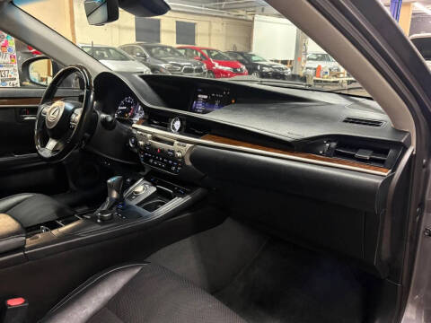 2017 Lexus ES 350