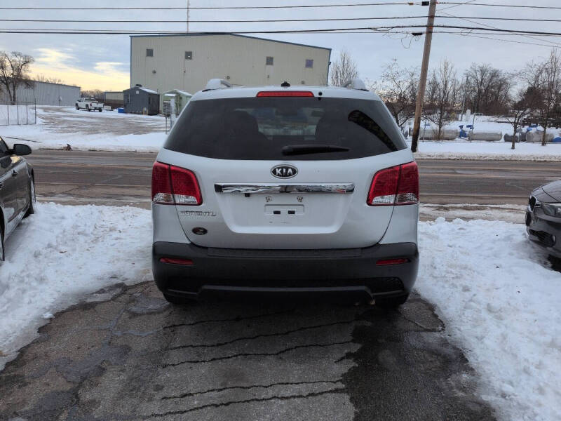 2013 Kia Sorento LX