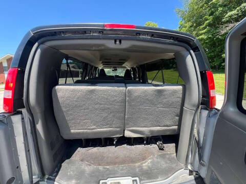 2022 Chevrolet Express LT 3500
