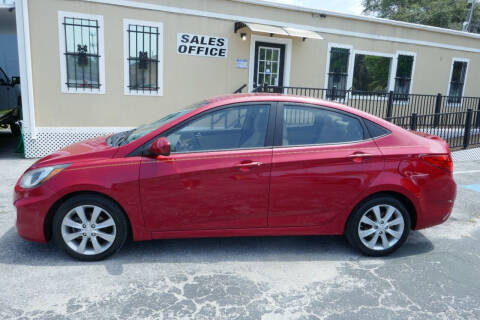 2012 Hyundai Accent GLS