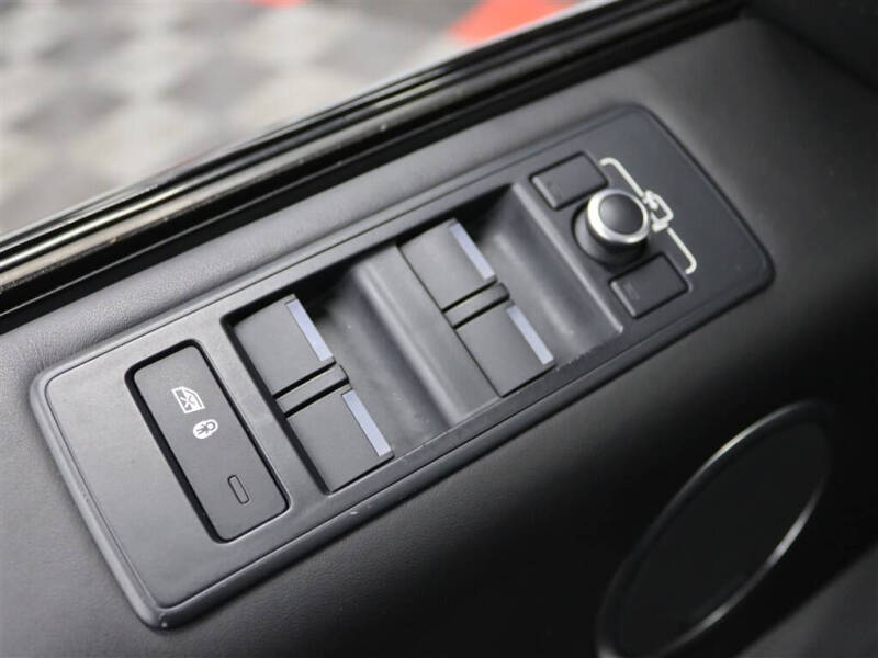 2017 Land Rover Range Rover Sport SVR