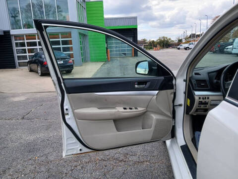 2010 Subaru Legacy 2.5i