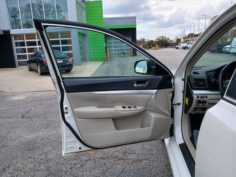 2010 Subaru Legacy 2.5i