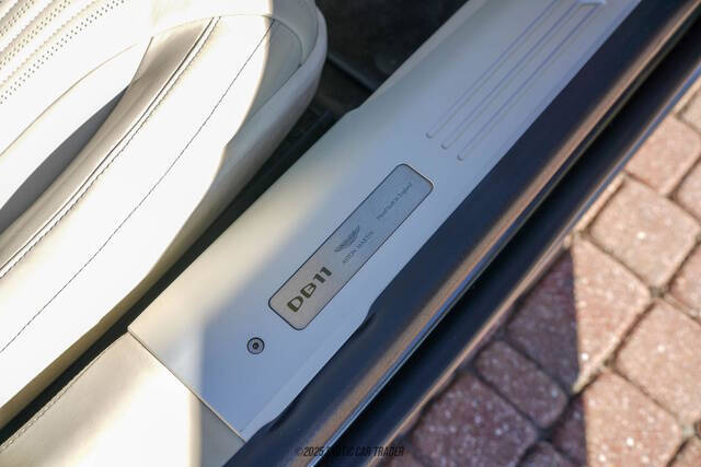 2020 Aston Martin DB11 Volante