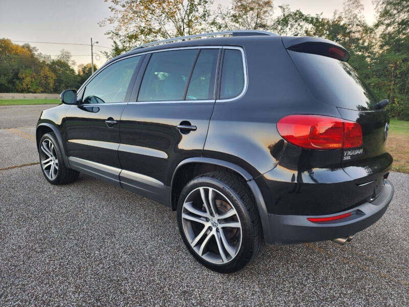 2017 Volkswagen Tiguan SEL photo 13