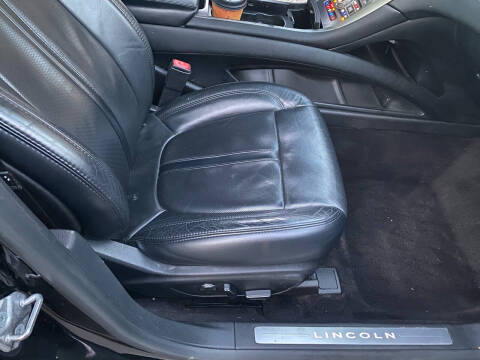 2017 Lincoln MKZ Reserve