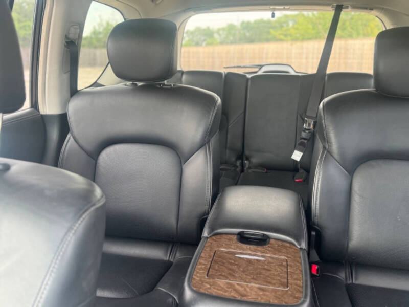 2017 Infiniti QX80 Signature Edition