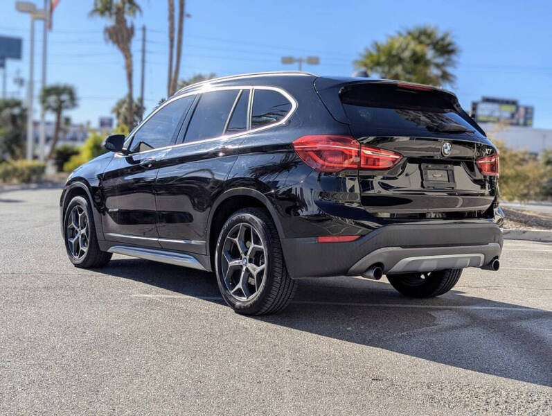 2017 BMW X1 28i photo 4