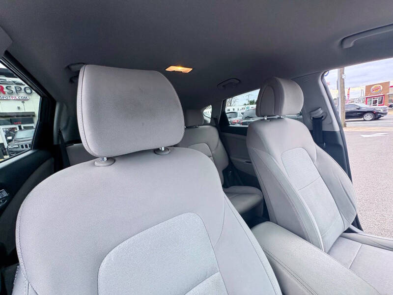 2016 Hyundai Tucson SE