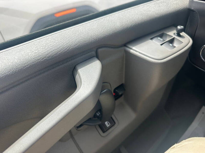 2026 GMC Savana 2500