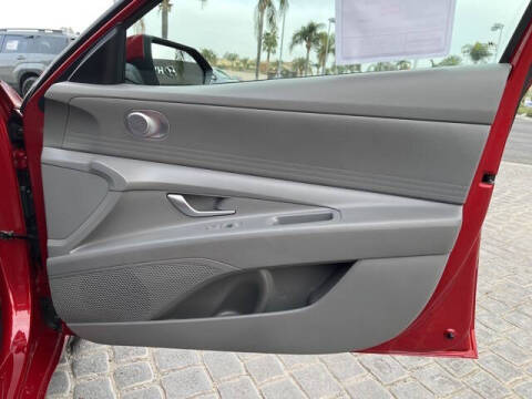 2024 Hyundai Elantra Hybrid Blue