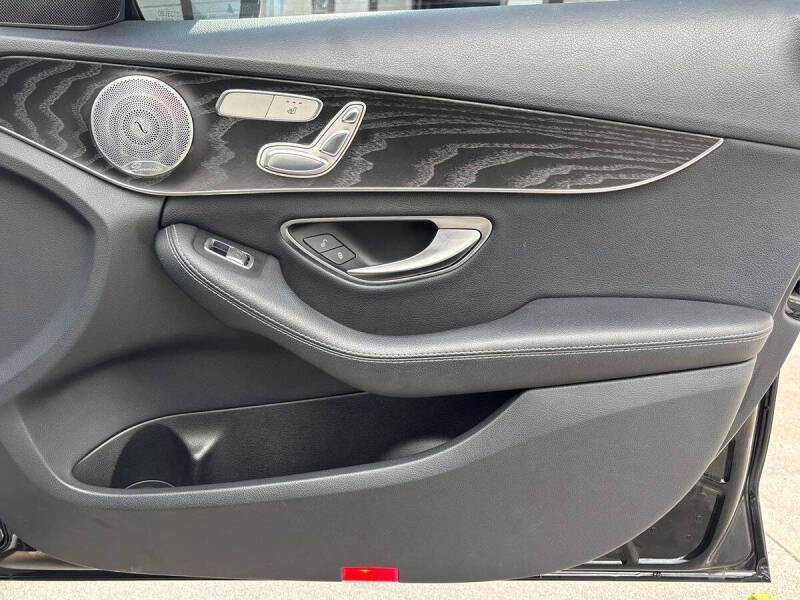 2017 Mercedes-Benz C-Class C 300 Luxury