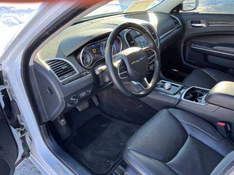 2018 Chrysler 300 Limited