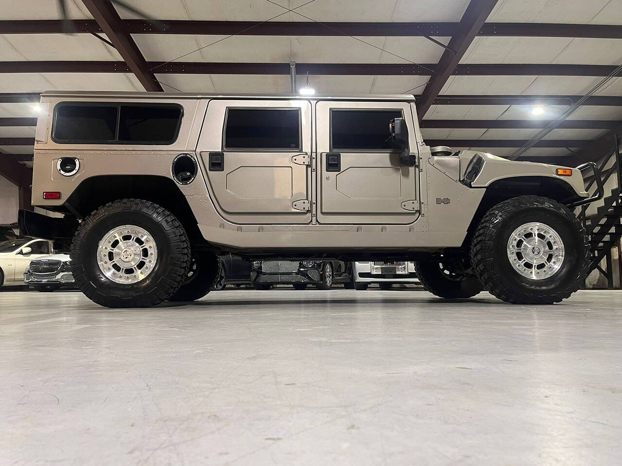 2003 HUMMER H1 for sale at Carnival Car Company in Victoria, TX