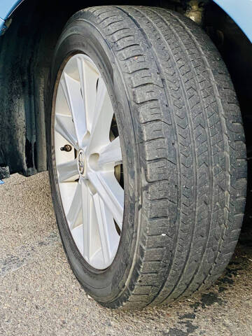 2012 Toyota Camry Hybrid XLE