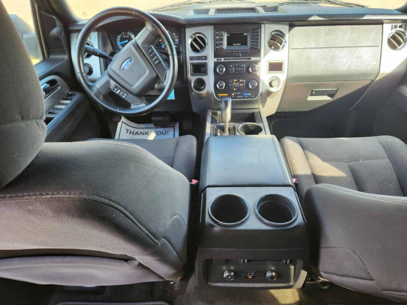 2016 Ford Expedition EL XLT