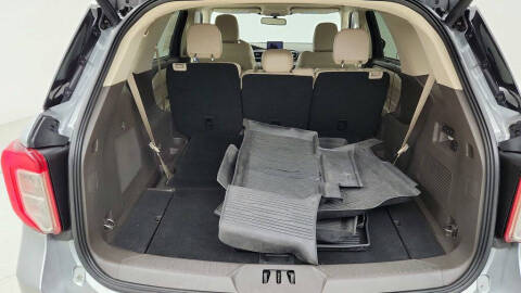 2021 Ford Explorer Platinum