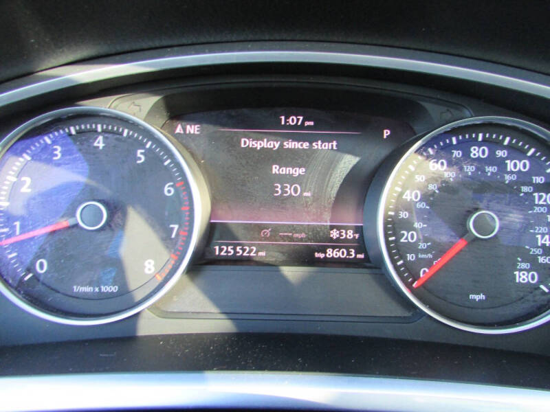 2012 Volkswagen Touareg VR6 Sport