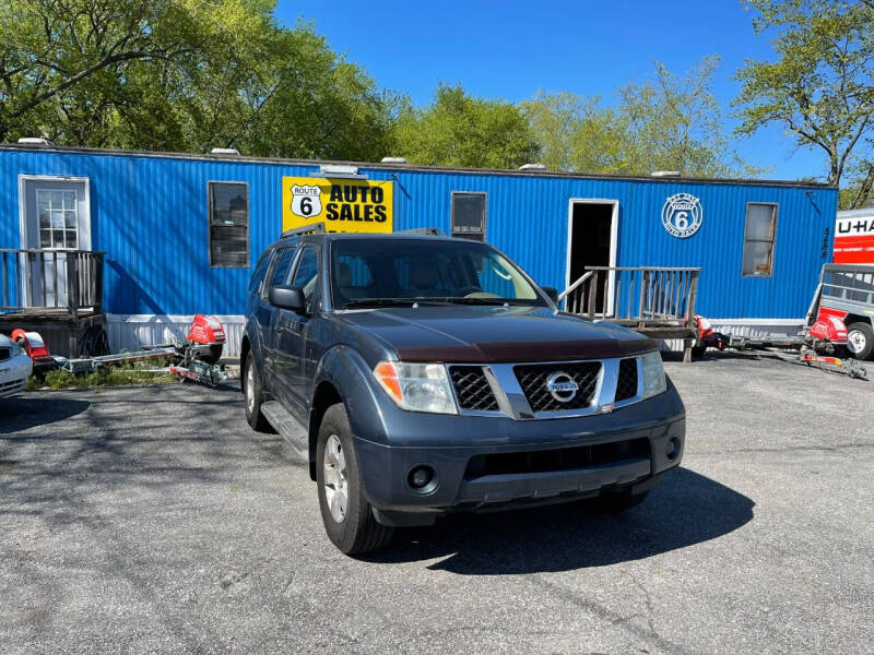 2005 Nissan Pathfinder LE