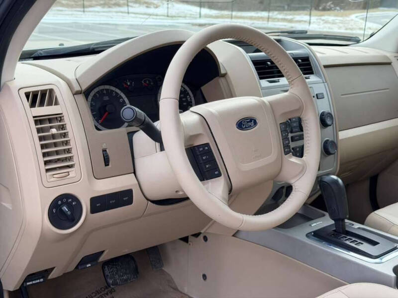 2011 Ford Escape XLT