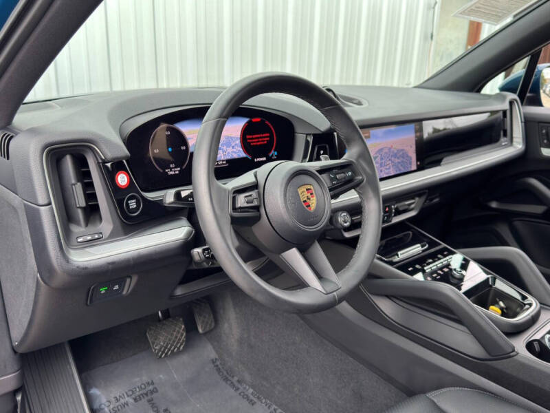 2024 Porsche Cayenne E-Hybrid