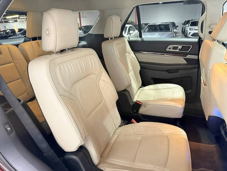 2018 Ford Explorer Platinum