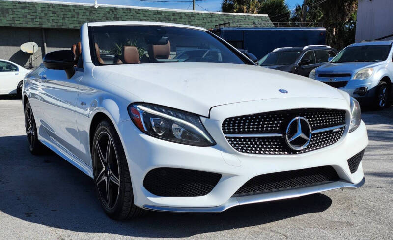 2017 Mercedes-Benz C-Class Cabriolet AMG C43's photo